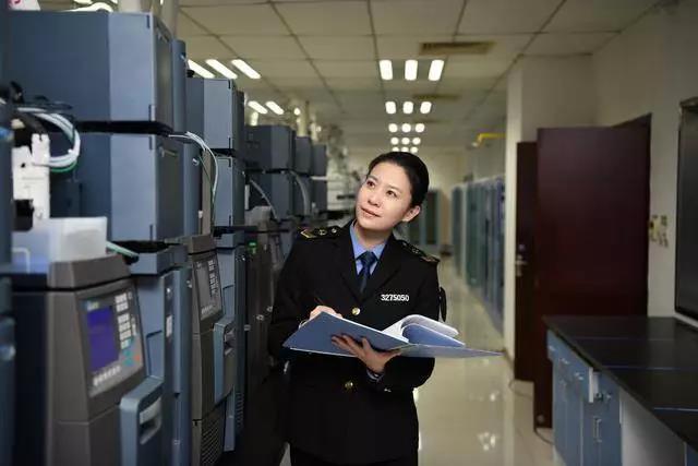 1570506976832146.jpg 10.8-2.jpg